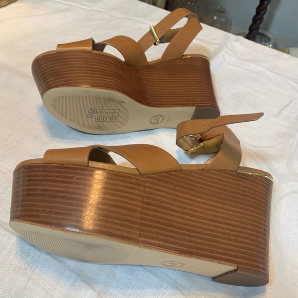 Michael Kors, wedges. - Picture 4 of 7